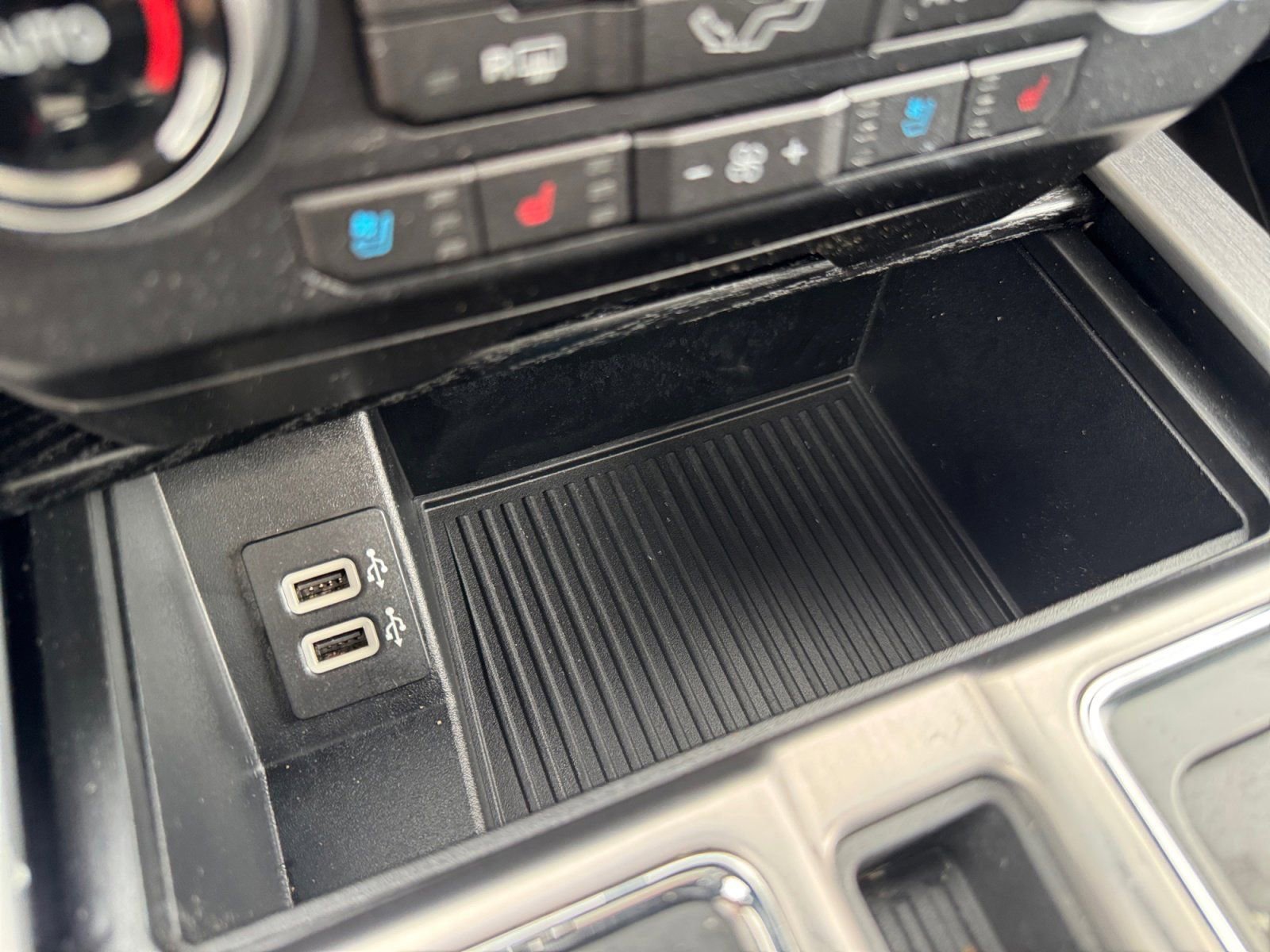 Used 2019 Ford F150 Platinum w/ Equipment Group 701A Luxury image 24