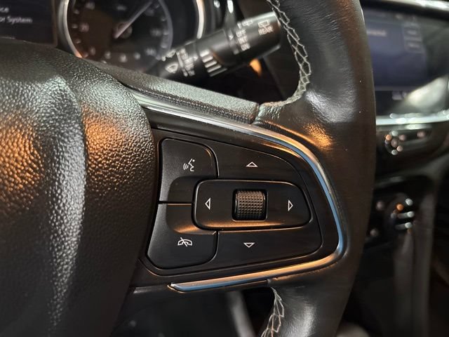 Used 2023 Buick Encore GX Select AWD/4WD image 34
