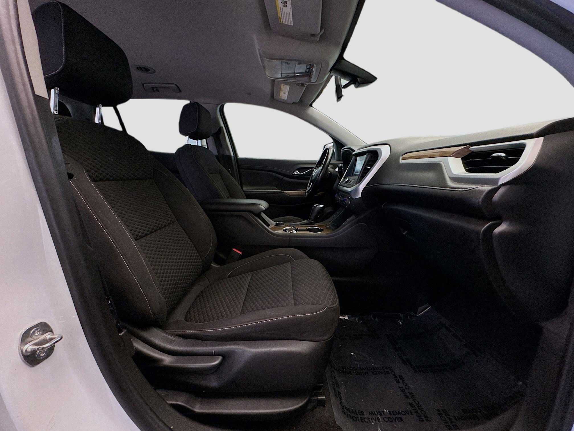 Used 2019 GMC Acadia SLE image 18