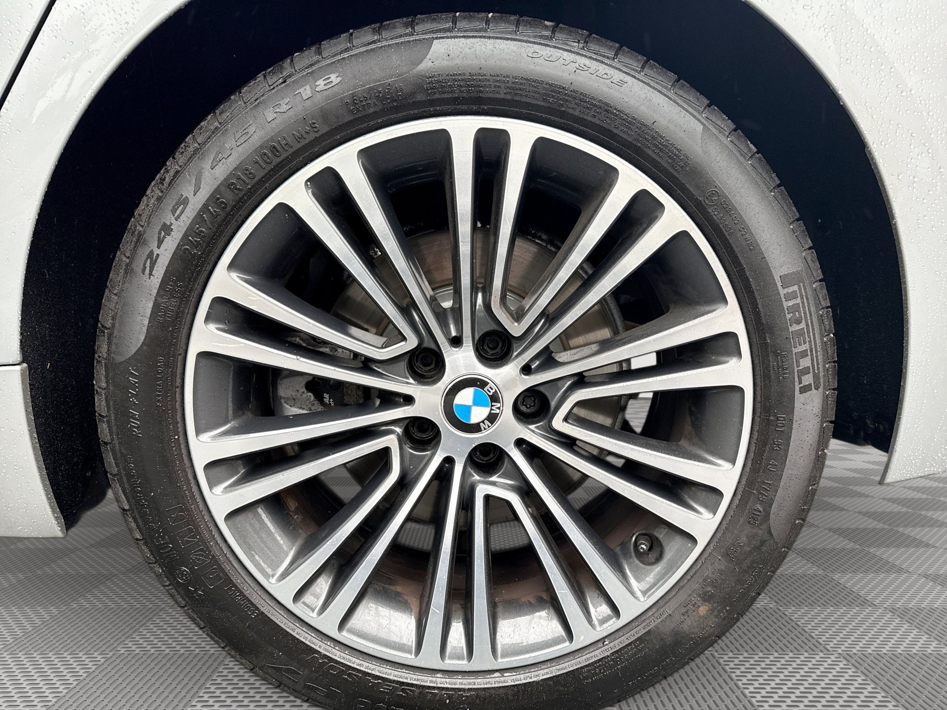 Used 2018 BMW 530i xDrive AWD/4WD image 29