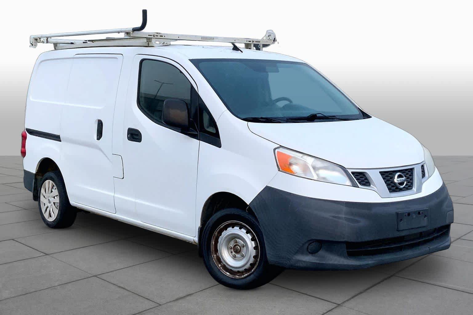 Used 2015 Nissan NV200 S w/ Cruise Control Package FWD image 3