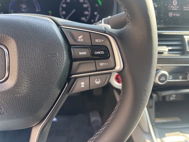 Used 2018 Honda Accord Touring image 19