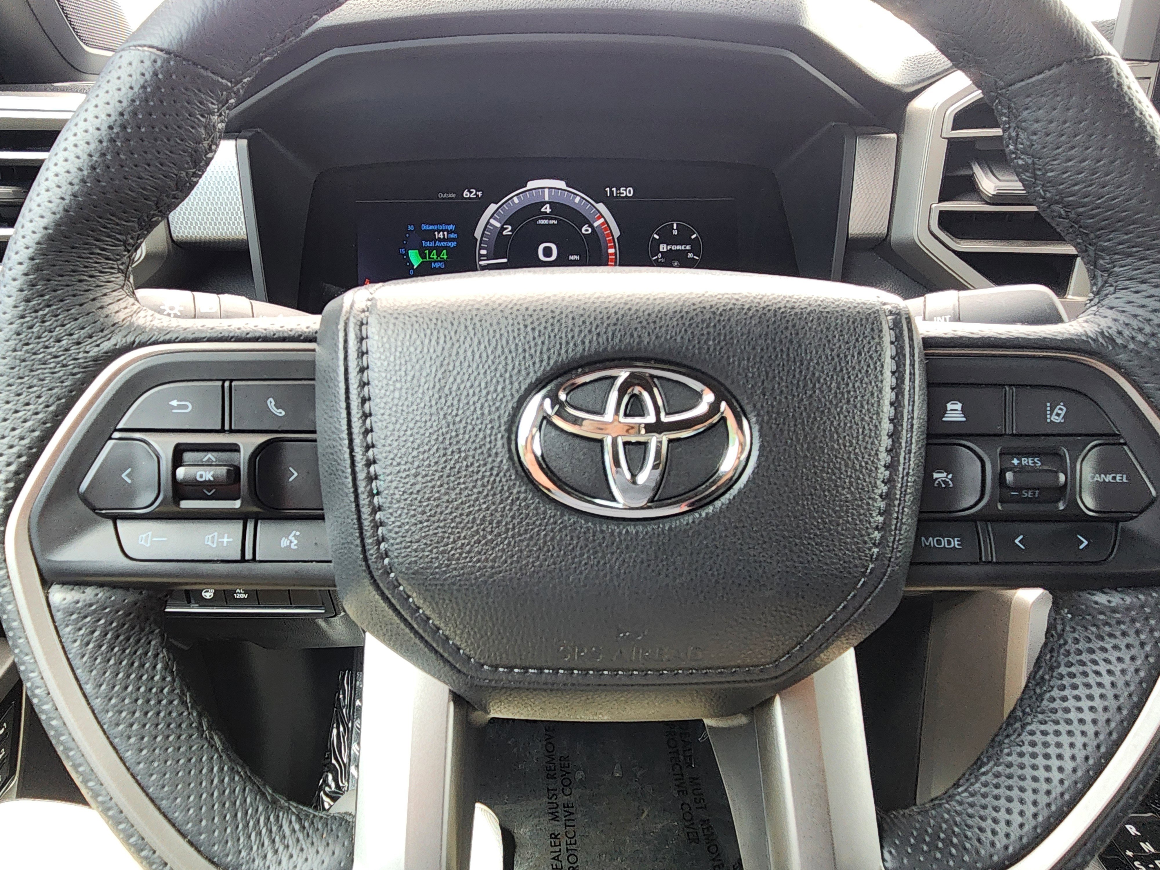 Used 2025 Toyota Tundra Limited AWD/4WD image 7