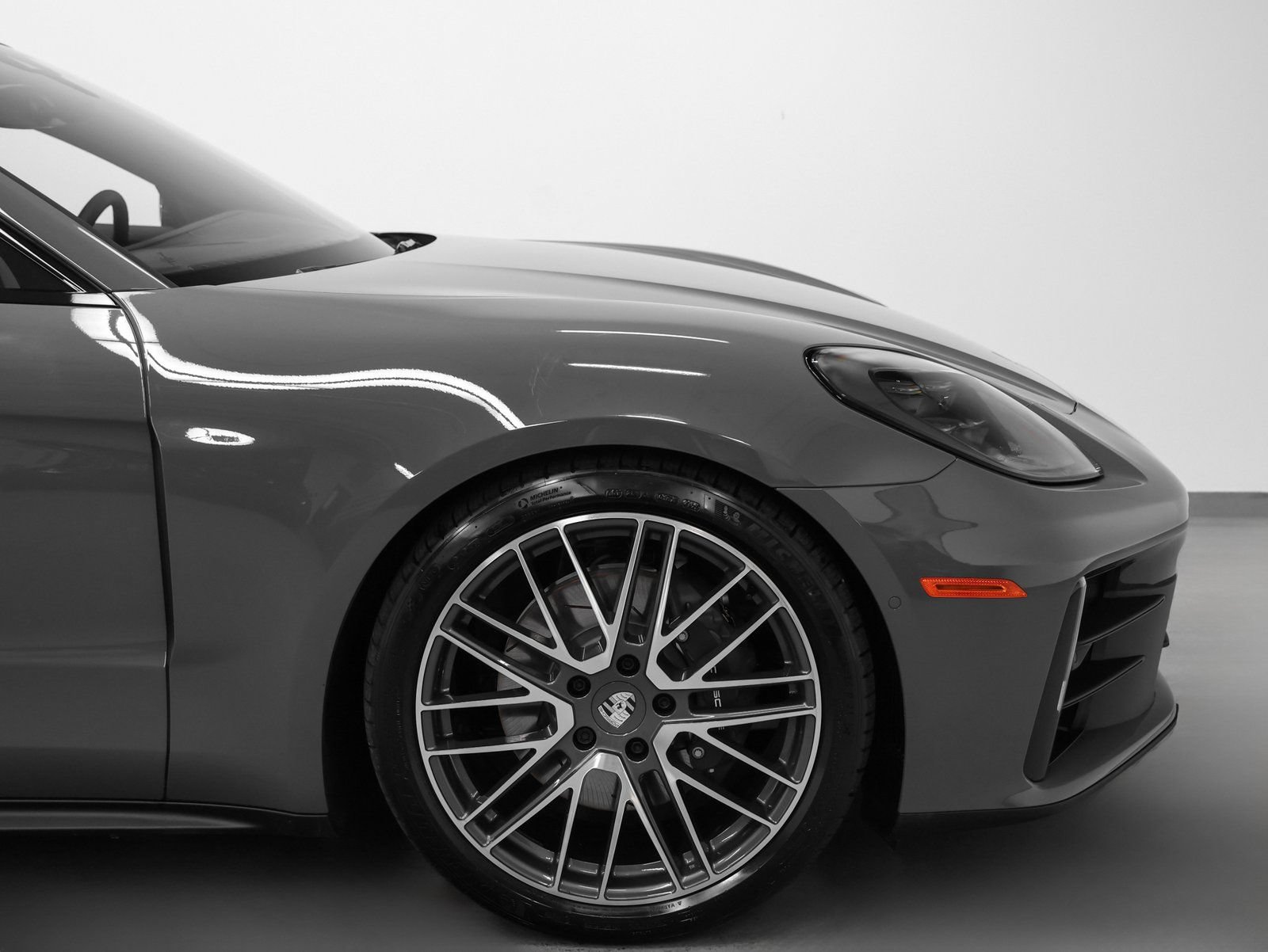 New 2026 Porsche Panamera 4 AWD/4WD image 15