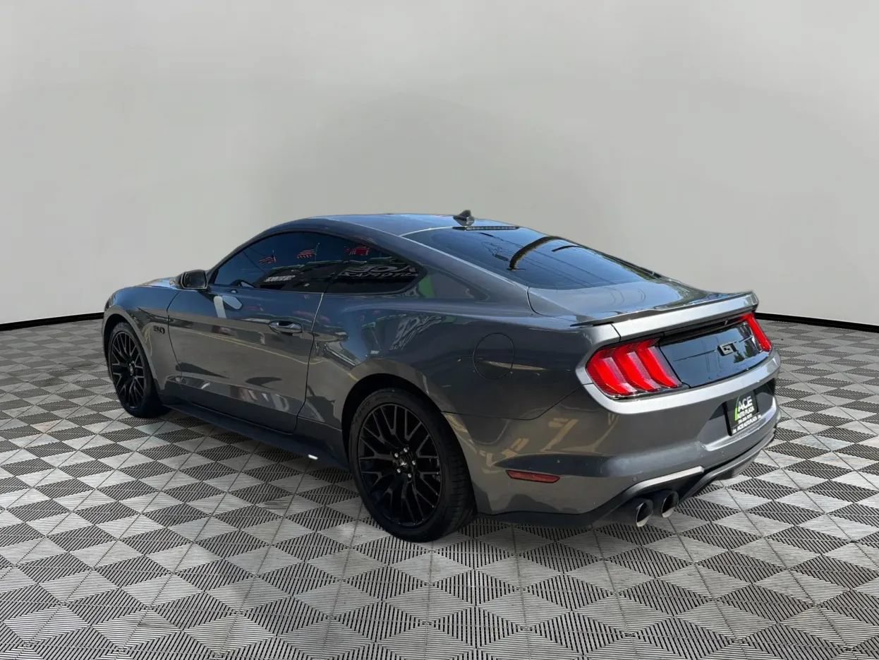 Used 2022 Ford Mustang GT RWD image 7
