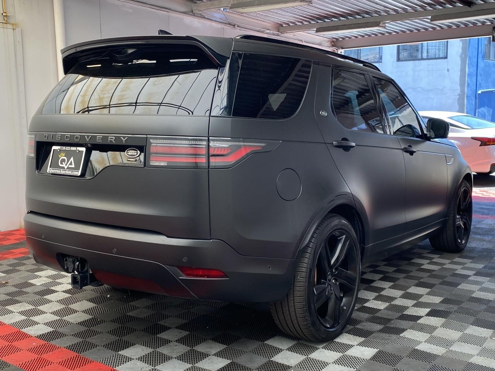 Used 2021 Land Rover Discovery HSE R-Dynamic AWD/4WD image 6