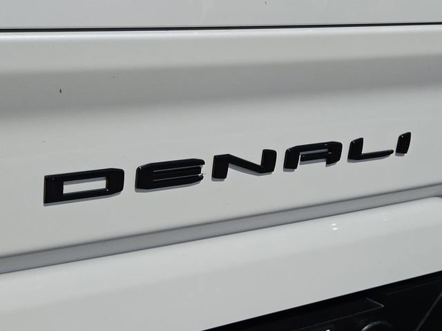 Used 2025 GMC Sierra 3500 Denali Ultimate image 10