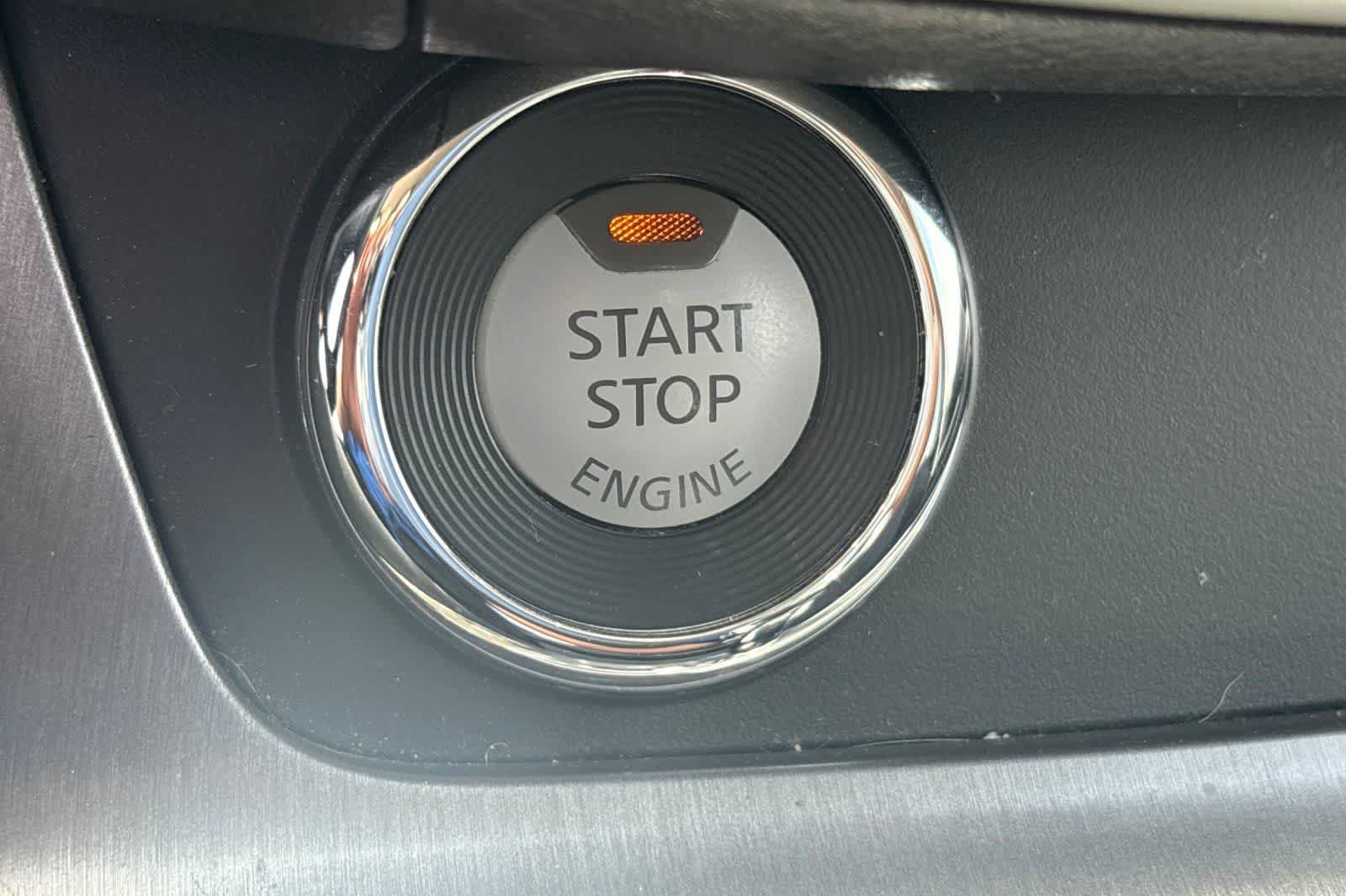Used 2021 Nissan Murano SV FWD image 23