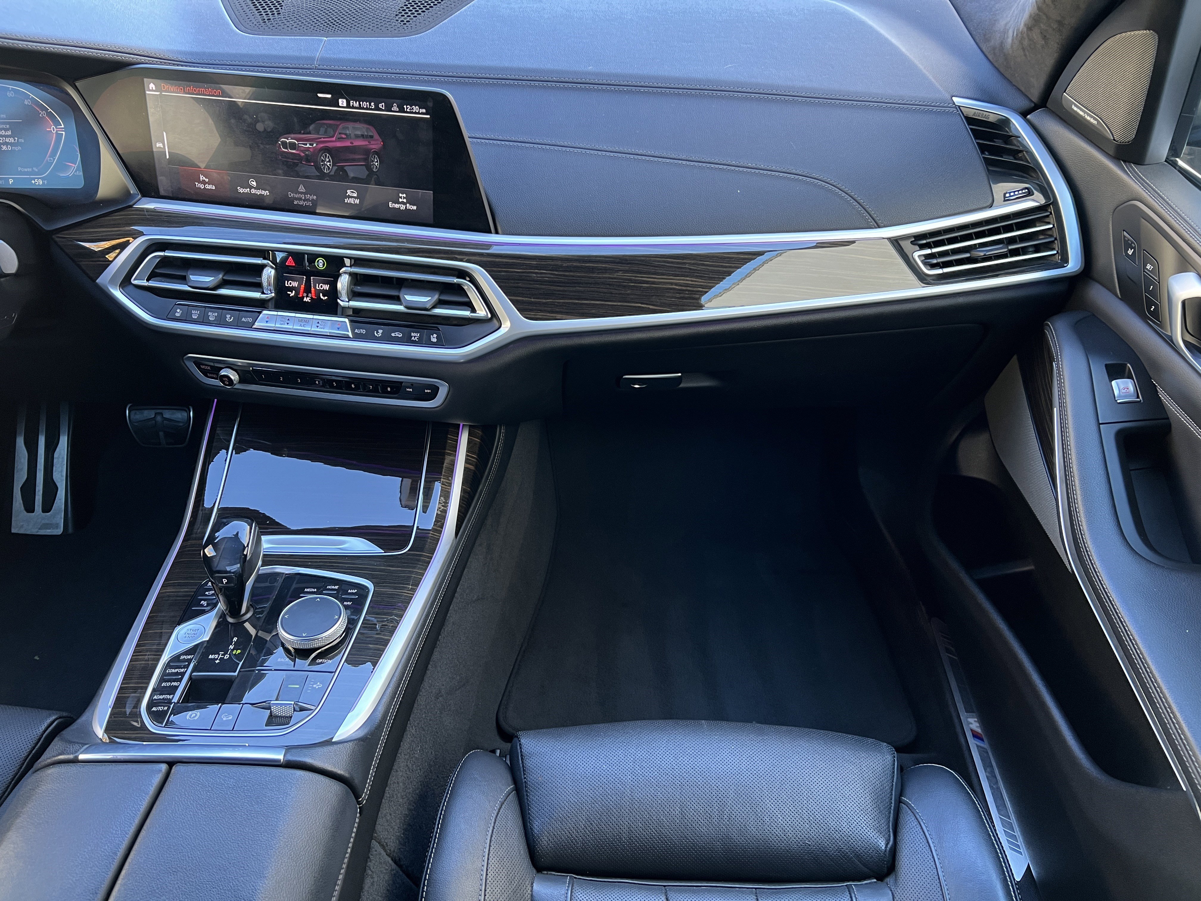 Used 2021 BMW X7 xDrive40i w/ M Sport Package image 39