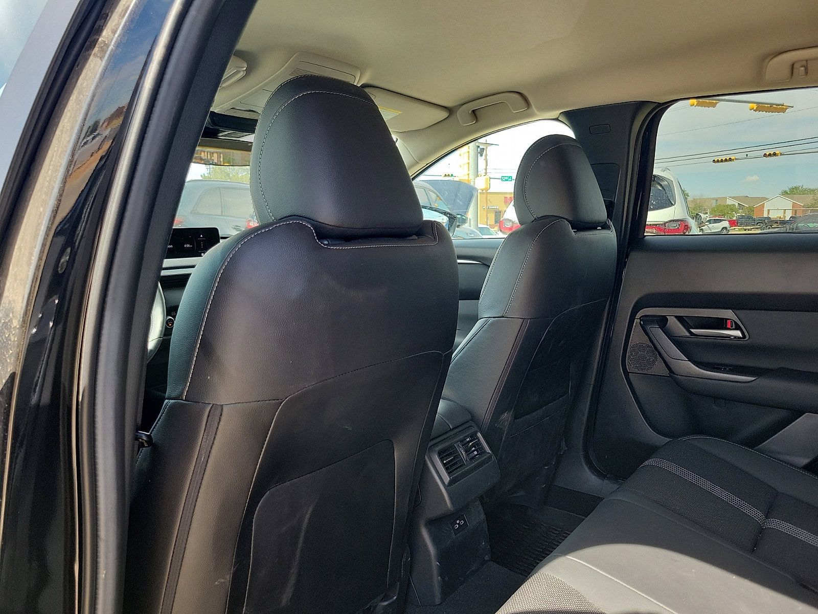 Used 2025 MAZDA CX-50 AWD 2.5 S w/ Weather Package image 12