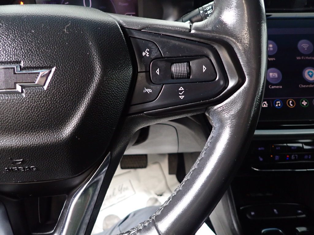 Used 2022 Chevrolet Bolt LT w/ Infotainment Package FWD image 30