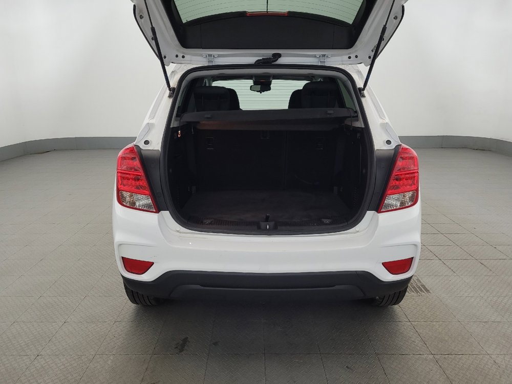 Used 2019 Chevrolet Trax LS w/ Tint and Cruise Package AWD/4WD image 29