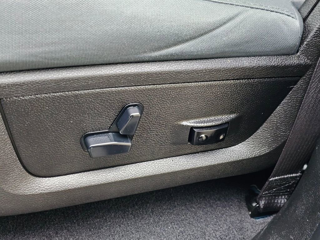 Used 2019 RAM 1500 Classic Warlock w/ Electronics Group image 22