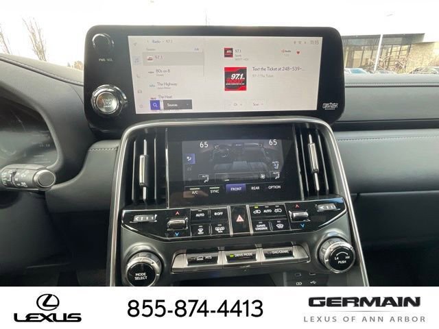 New 2026 Lexus LX 600 4WD w/ Interior Upgrade Package image 18