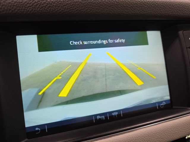 Used 2016 Jaguar XF Prestige AWD/4WD image 23