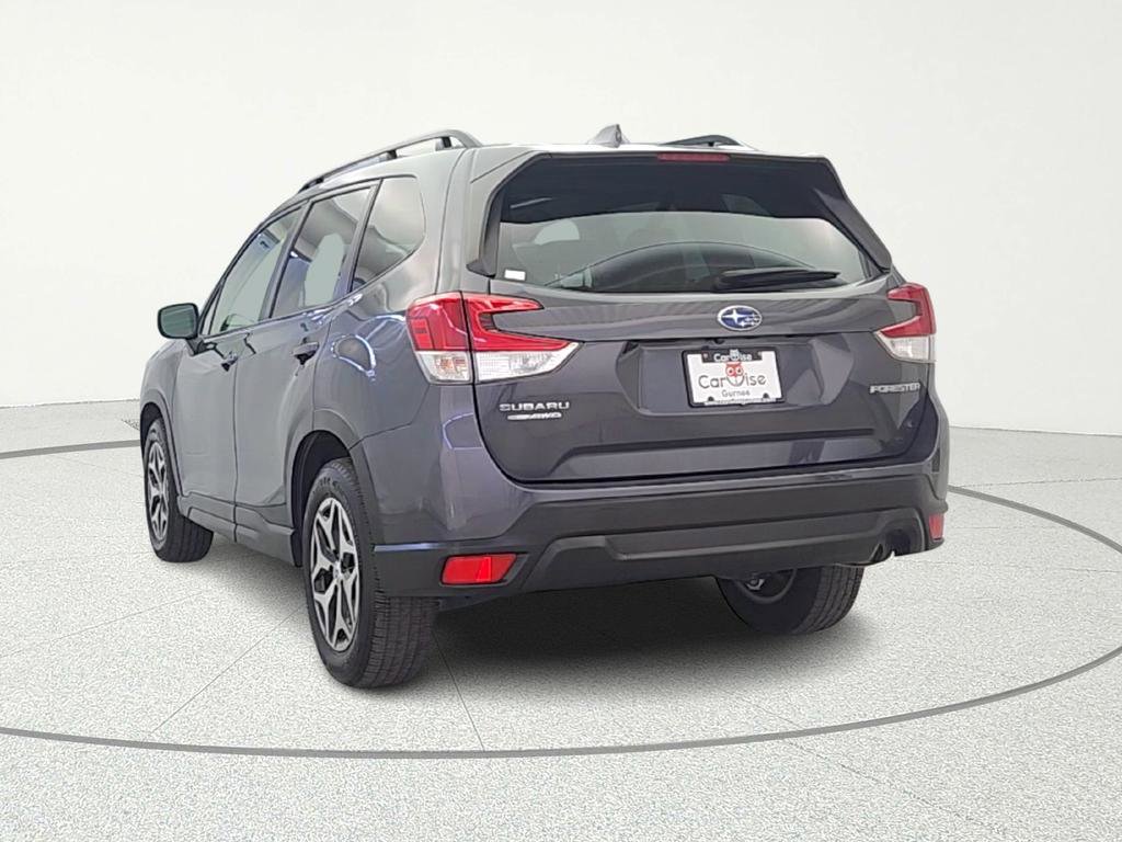 Used 2022 Subaru Forester Premium image 6