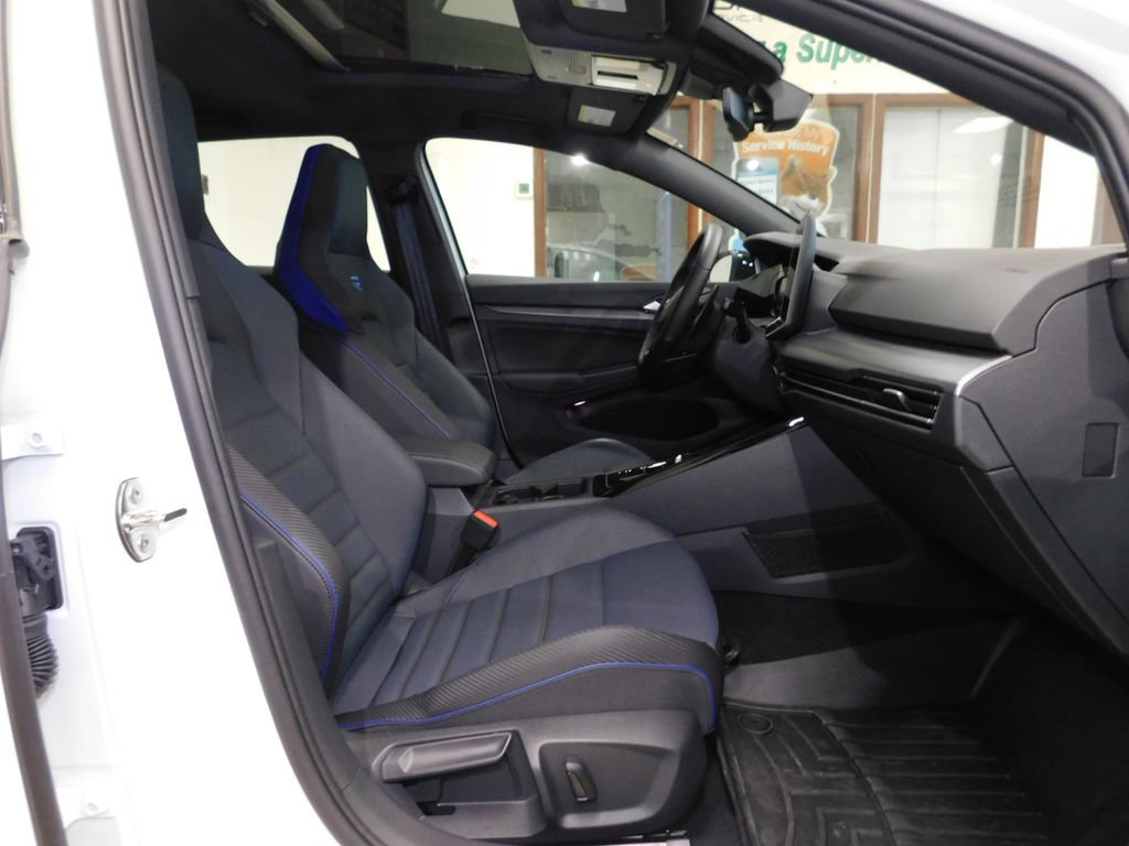 Used 2026 Volkswagen Golf AWD/4WD image 68