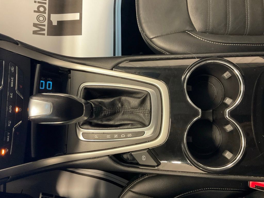 Used 2017 Ford Edge SEL w/ Equipment Group 201A image 17