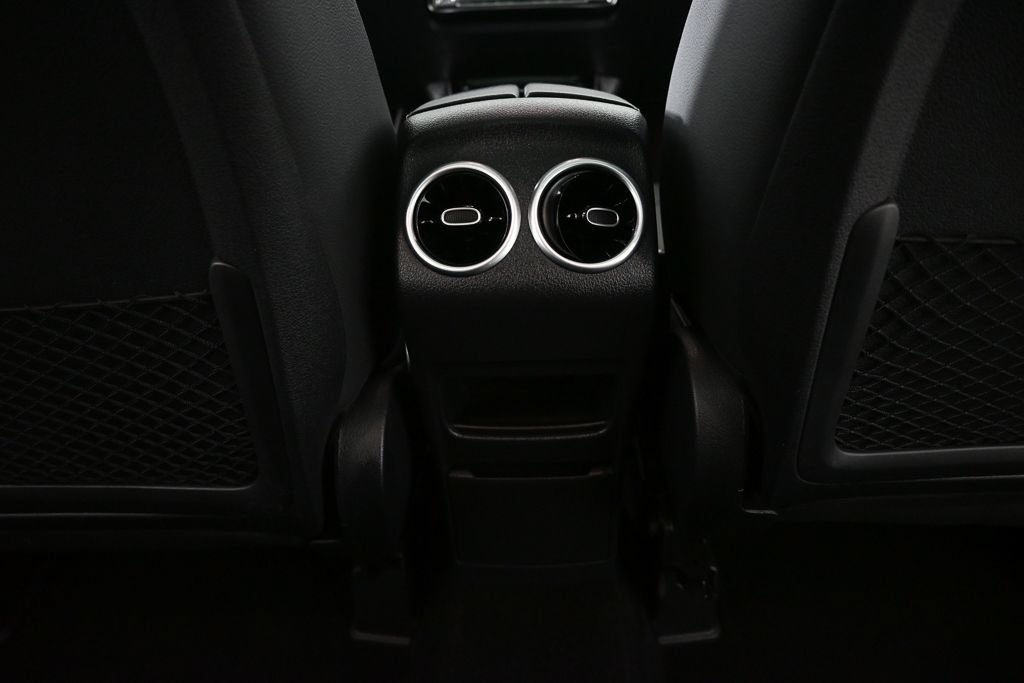 Certified 2023 Mercedes-Benz GLB 250 image 18