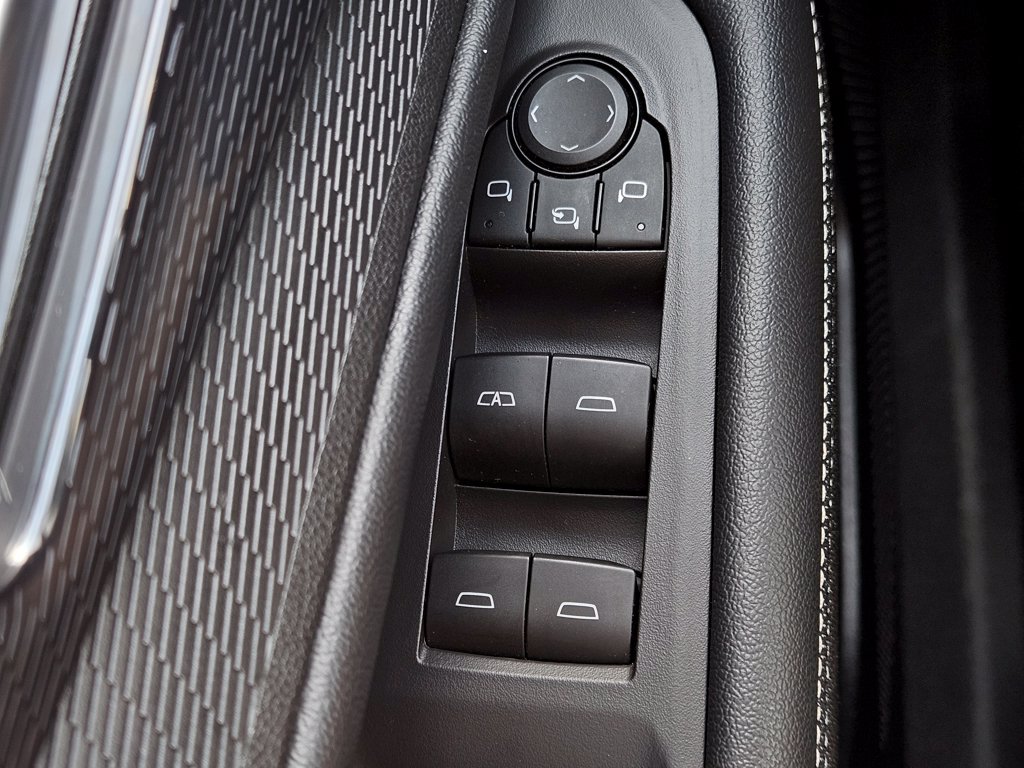 Used 2024 Chevrolet Blazer EV LT AWD/4WD image 29