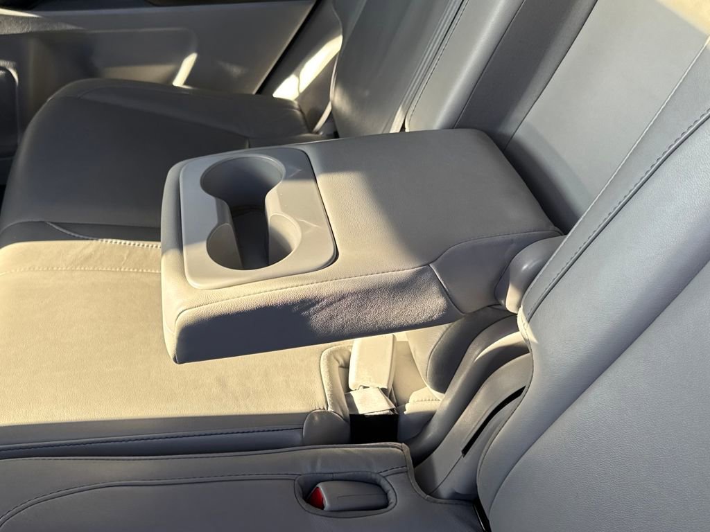 Used 2018 Toyota Highlander XLE image 36