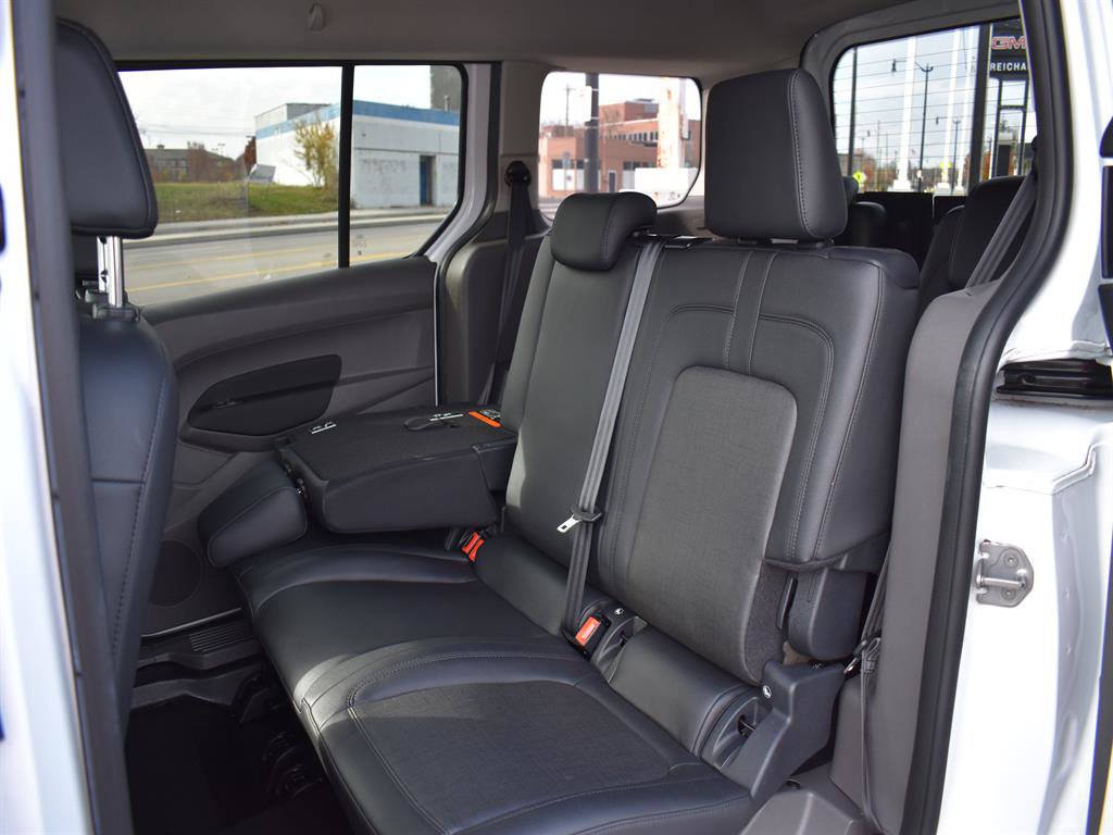 Used 2020 Ford Transit Connect XL image 13