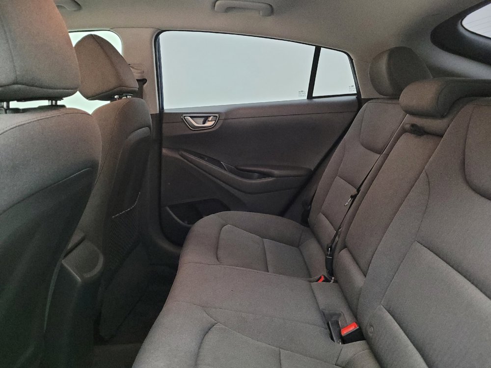 Used 2021 Hyundai Ioniq SE FWD image 18