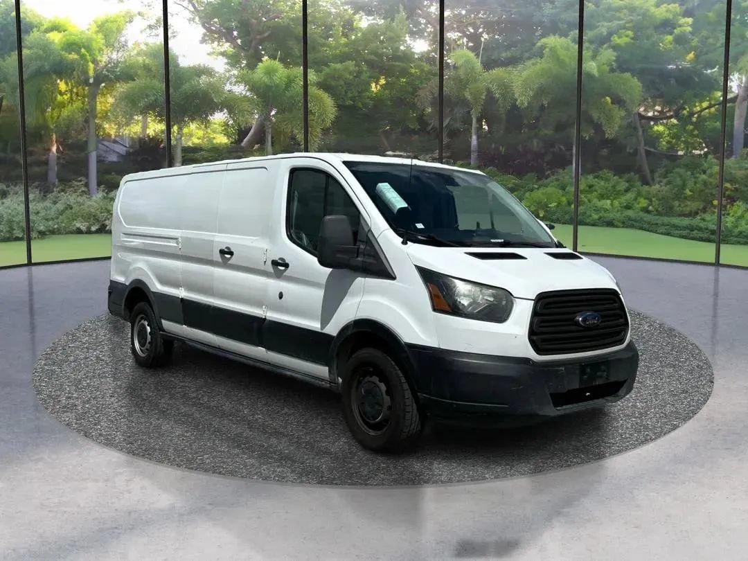 Used 2017 Ford Transit 250 148 Low Roof RWD image 3