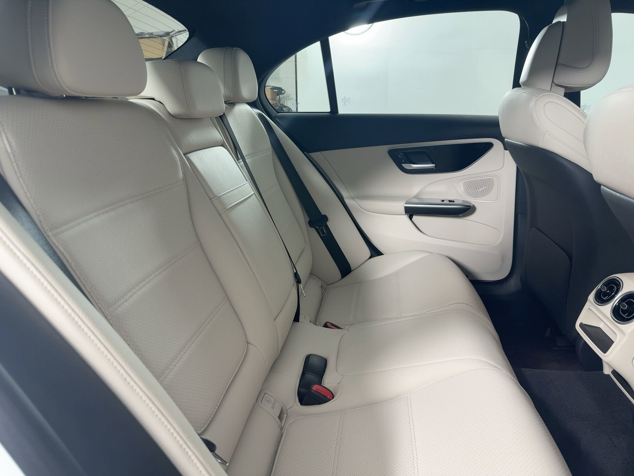 Used 2023 Mercedes-Benz C 300 C 300 image 46