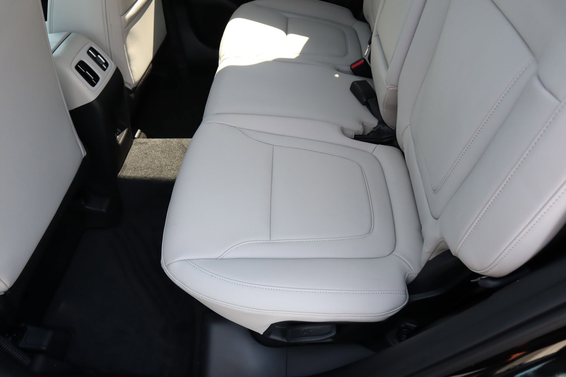 New 2026 Hyundai Tucson SEL image 18