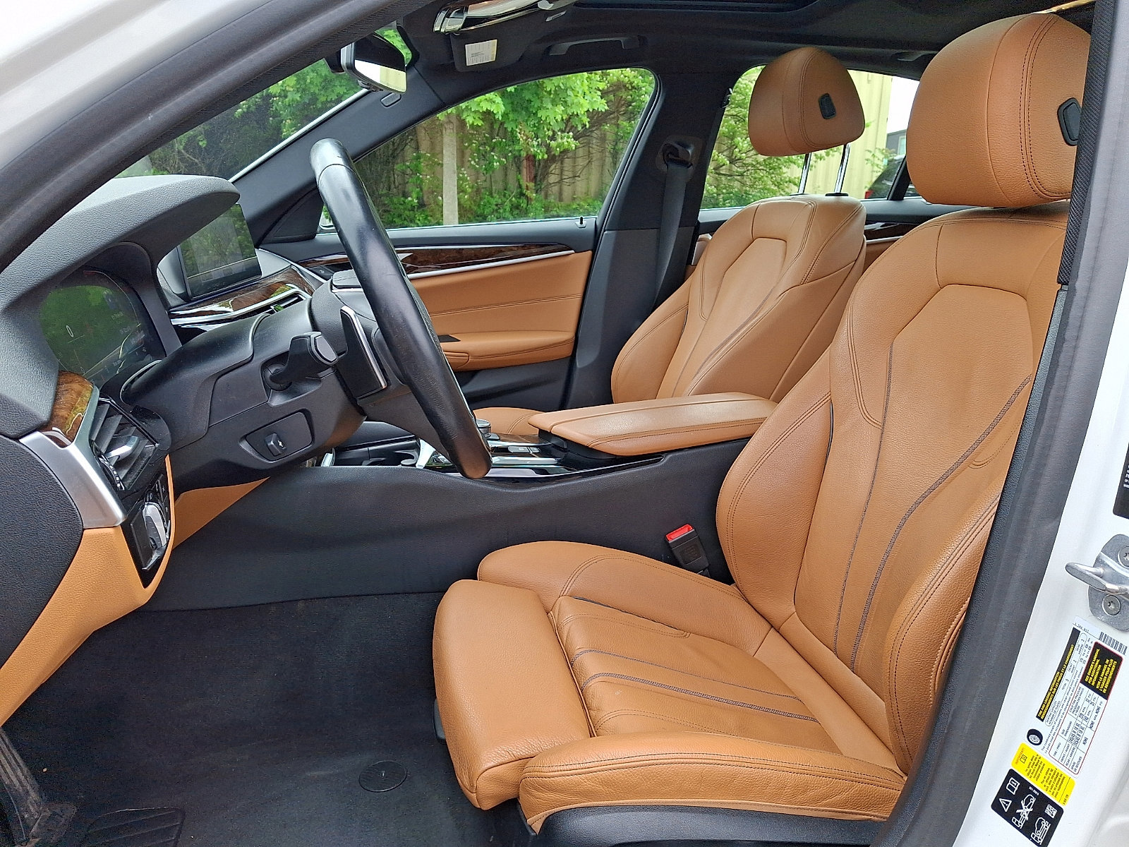 Used 2020 BMW 530i xDrive w/ Premium Package AWD/4WD image 13