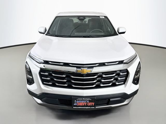 New 2027 Chevrolet Equinox LT w/ Safety and Technology Package FWD image 2