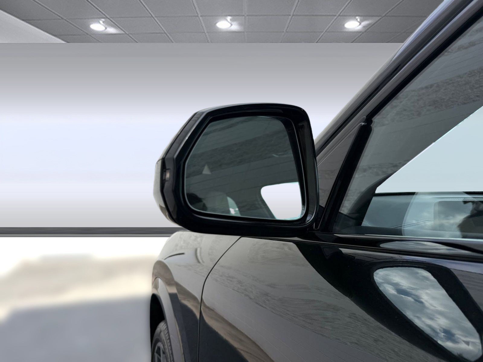 New 2026 BMW X2 xDrive28i w/ M Sport Package image 19