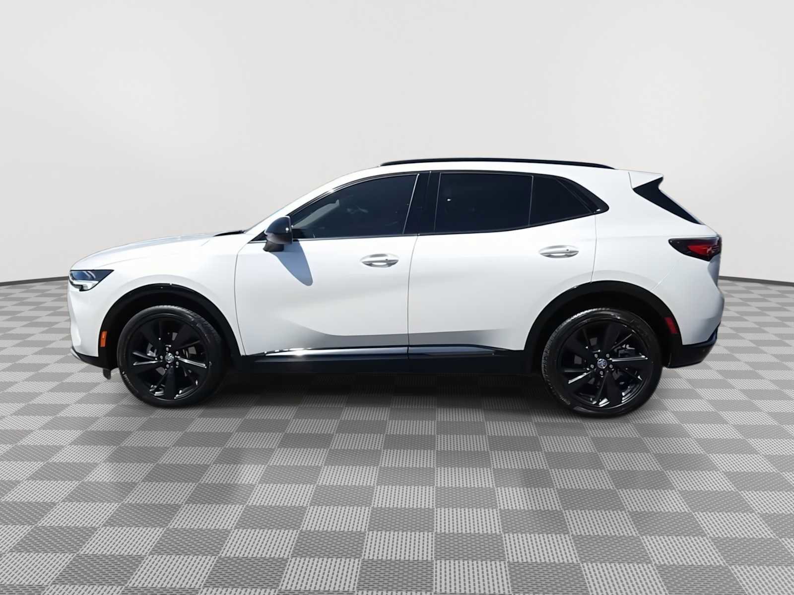 Used 2023 Buick Envision Essence w/ Sport Touring Package AWD/4WD image 5