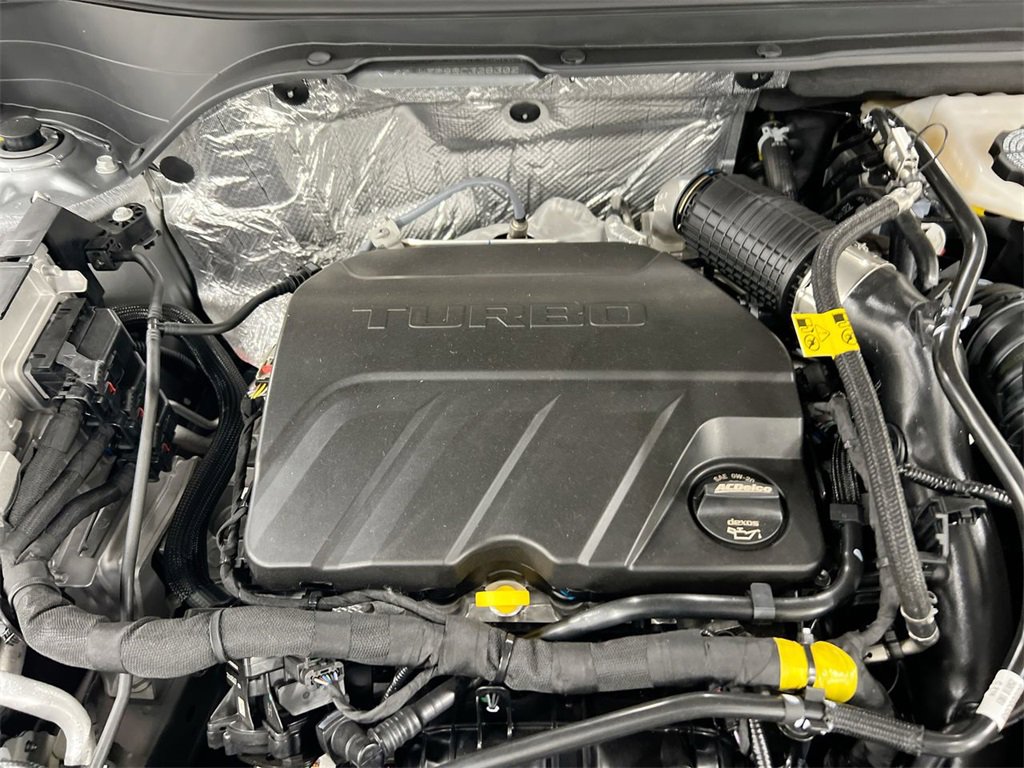 Certified 2025 Chevrolet Trax LT image 24