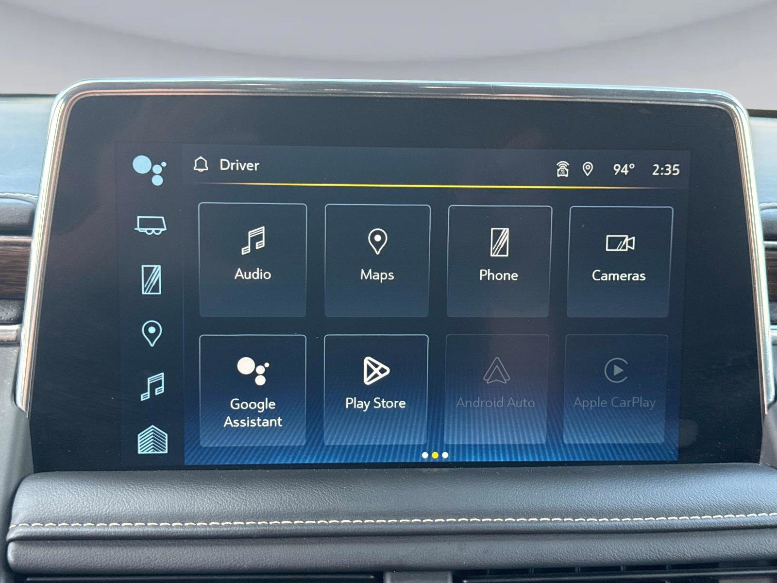 Used 2023 Chevrolet Suburban Premier image 25