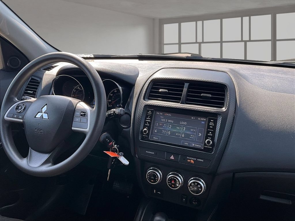 Used 2022 Mitsubishi Outlander Sport ES AWD/4WD image 6