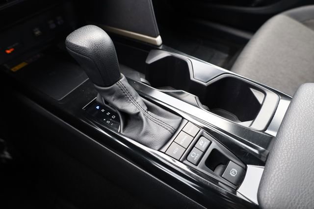 Used 2025 Toyota Camry LE image 21