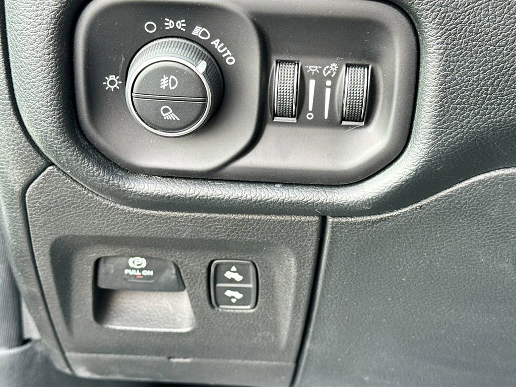 Used 2020 RAM 1500 Laramie image 10