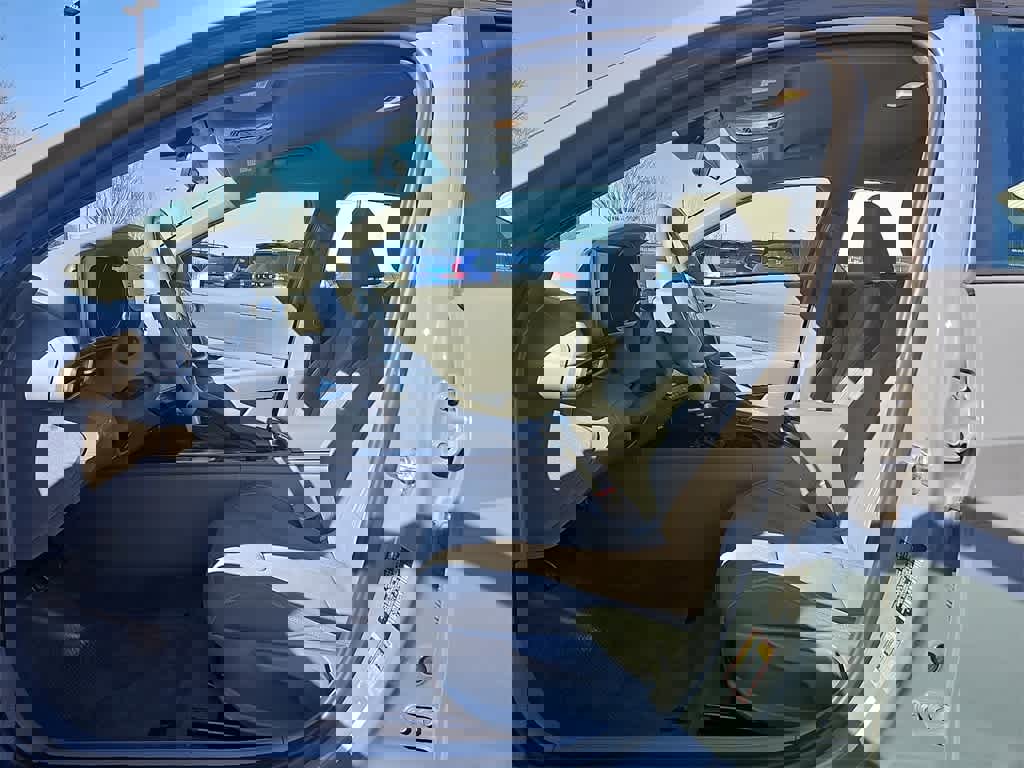 Used 2021 Hyundai Elantra SEL image 9