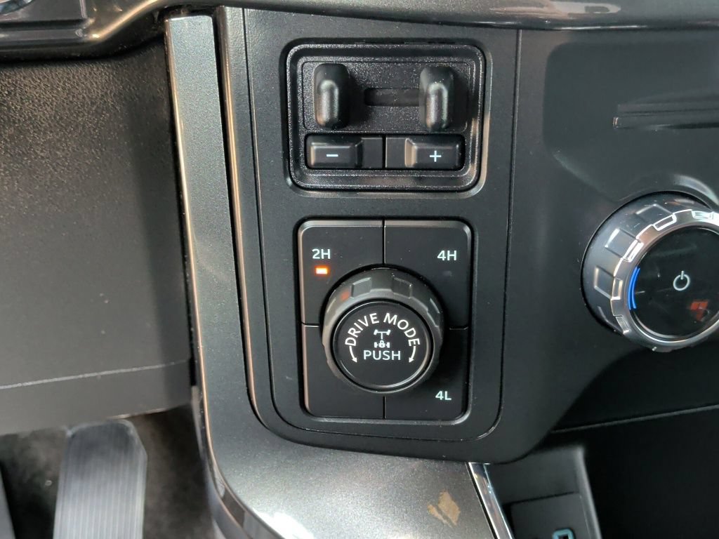 Used 2022 Ford F150 XLT w/ Equipment Group 302A High AWD/4WD image 27