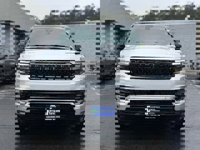 Used 2024 Jeep Grand Wagoneer L Series II w/ Quick Order Packagew 28T image 12