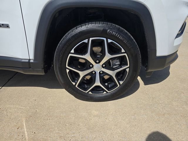 Used 2024 Jeep Compass Limited AWD/4WD image 14