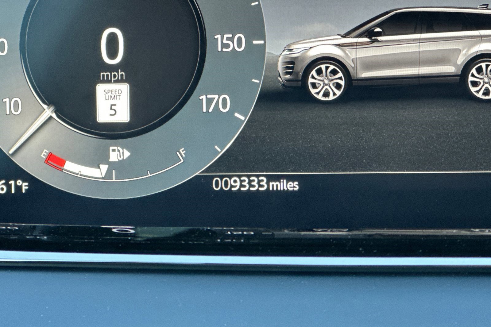 Used 2024 Land Rover Range Rover Evoque Dynamic SE image 18