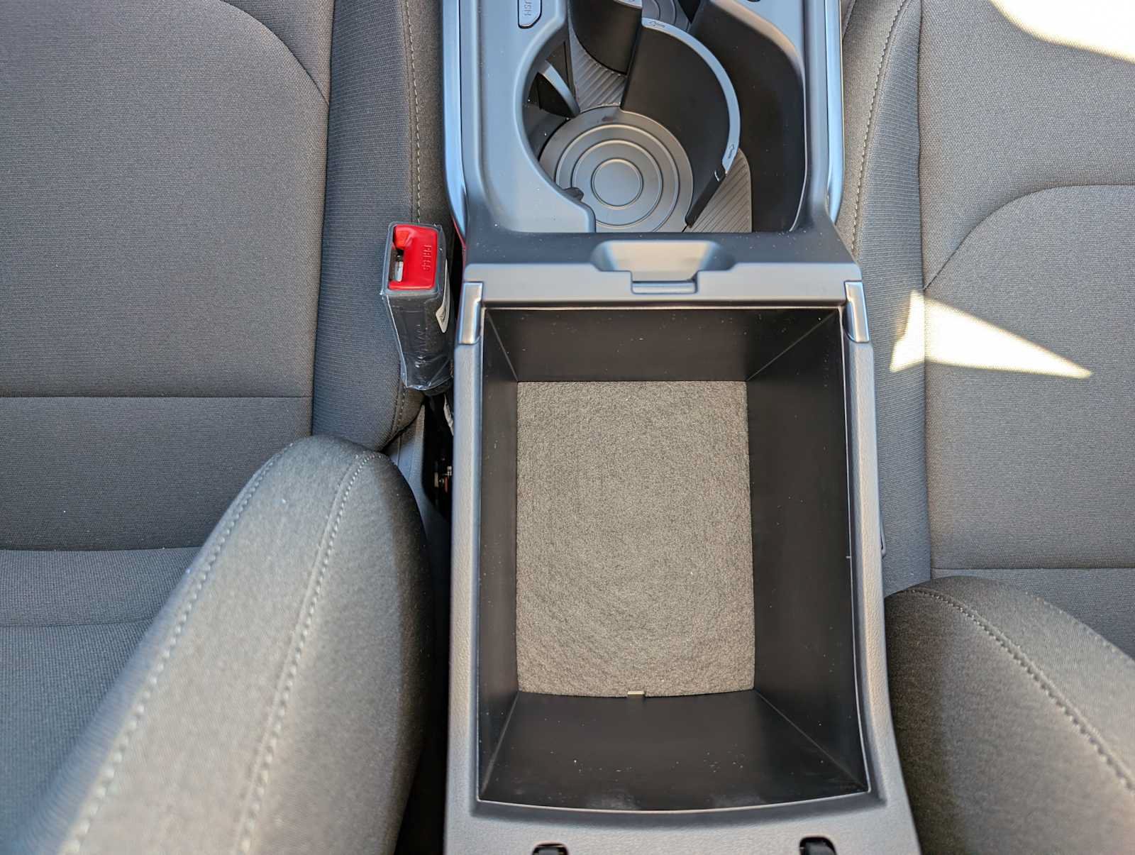New 2026 Kia K4 FWD image 14