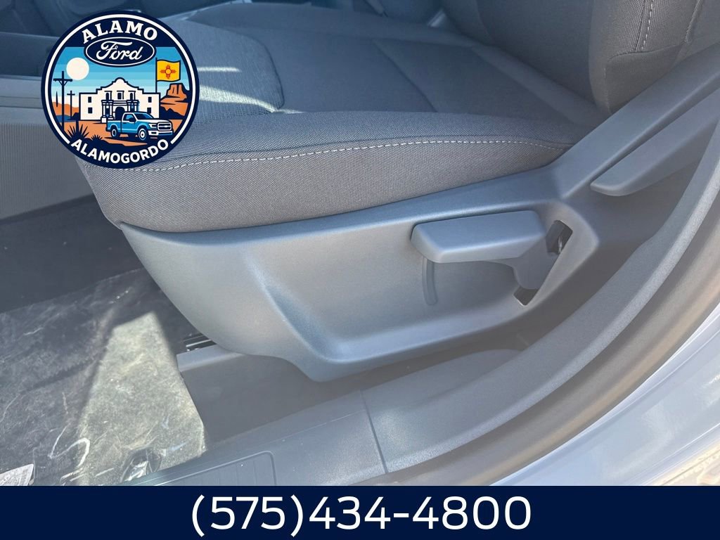 New 2025 Ford Maverick XL image 4