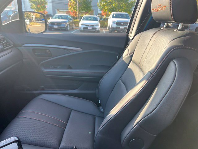 Certified 2023 Honda Passport TrailSport image 15