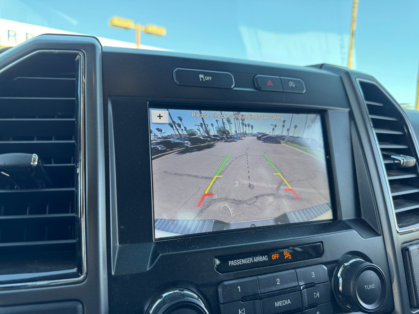 Used 2019 Ford F150 XLT image 24