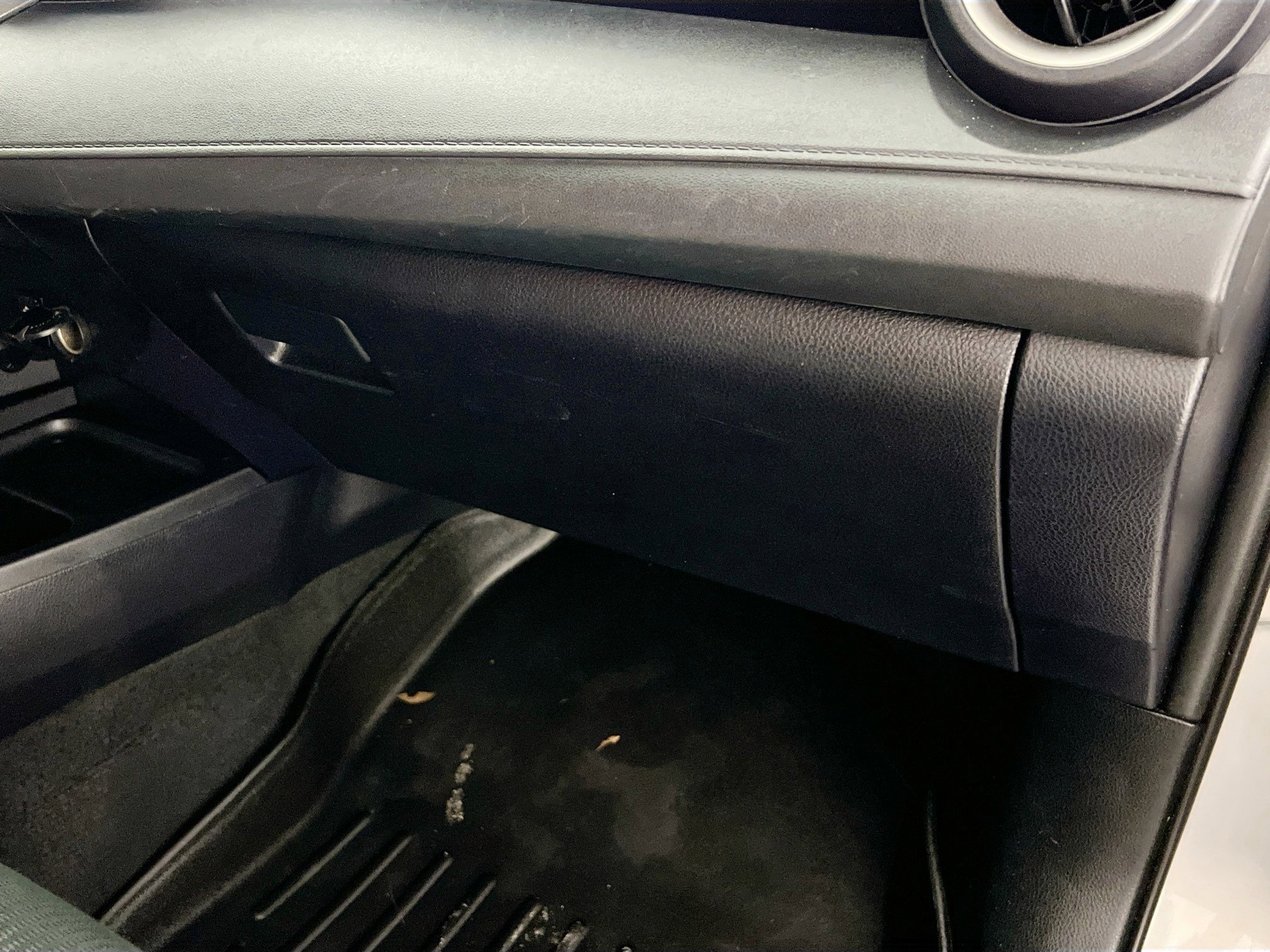 Used 2017 Toyota RAV4 LE image 34