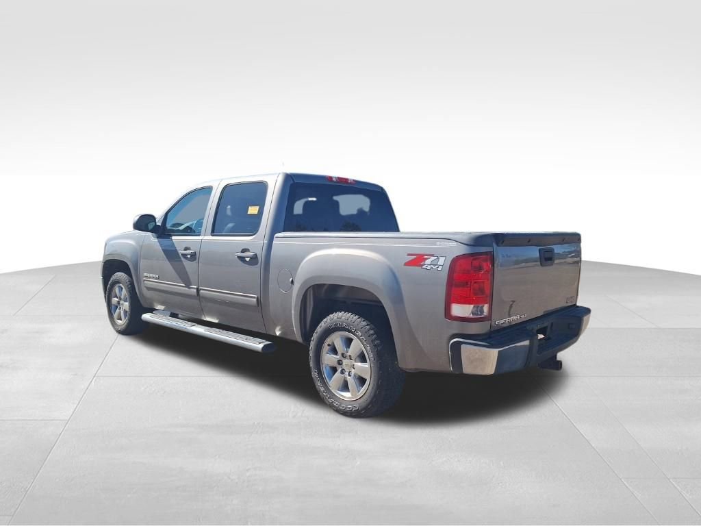 Used 2013 GMC Sierra 1500 SLT w/ Suspension Package, Off-Road image 16